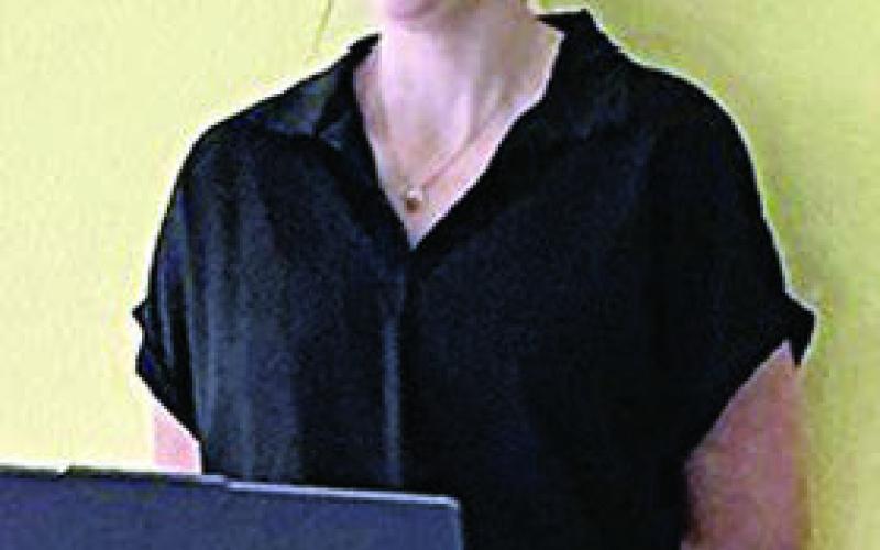 Dr. Leah Mikesky spoke about “Cardiovascular Health in Women” at the March meeting of the Literary Club.