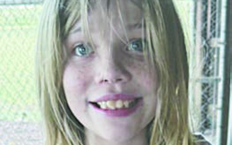 JUNIOR MISS - ROWAN NISKERN, 11, daughter of Nathan and Samantha Niskern. Sponsor: Schulenburg Glass Co.