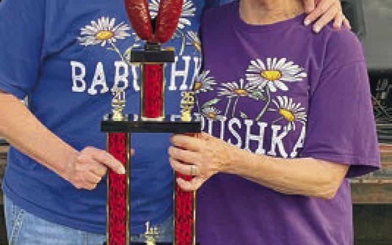 “BOHEMIAN BABUSHKAS” – (from left) Tami Harrell and Kelly Perry. Sticker Photo By Darrell Vyvjala