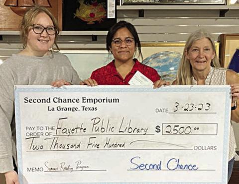 Fayette Public Library gets donation