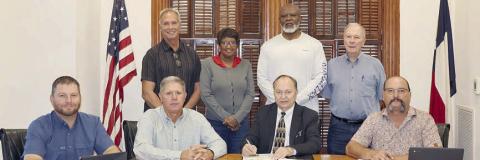 Commissioners Court approves submission of grant for EMS to get rehab trailer