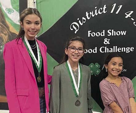 Food Show – (from left) Tori Newton, Taylyn Newton and Chloe Oliva.