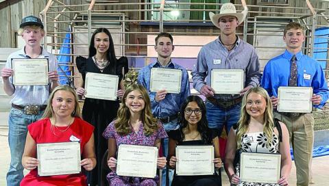 Navidad Valley CattleWomen give 11 scholarships