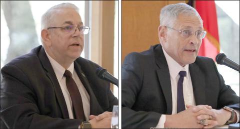 State representative candidates Stan Kitzman (left) and Dennis Geesaman (right) answer questions at Saturday’s forum. Photos By Melanie Berger / Courtesy of Flatonia Argus