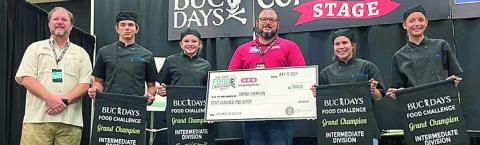 Champion Intermediate Team “Shaker Bakers” – (from left) Buc Days representative, Kandon Kaspar, Scotti Beseda, HEB representative, MacKayla Griffin and Hailey Janish.