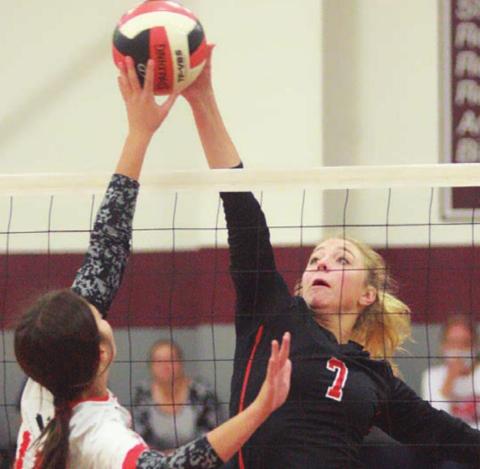Lady Horns claim Silver Bracket title