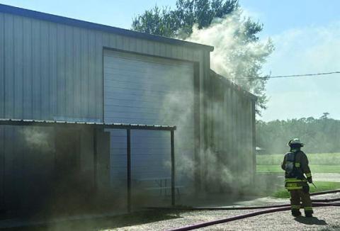 VFds respond to fire near la Grange