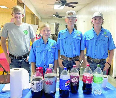 4-H’ers assist at Friends of NRA banquet