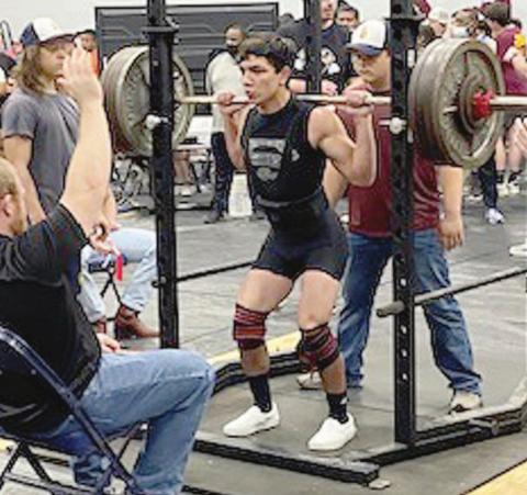 SHS lifter qualifies for state meet