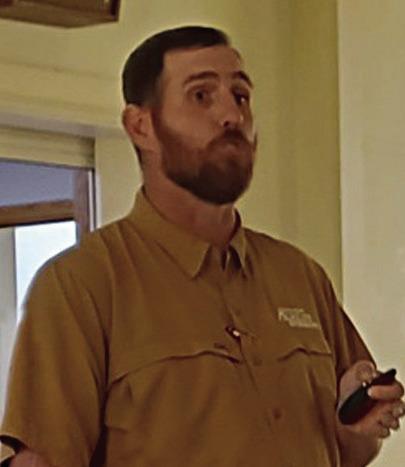 Willey speaks to Garden Club about fruit trees