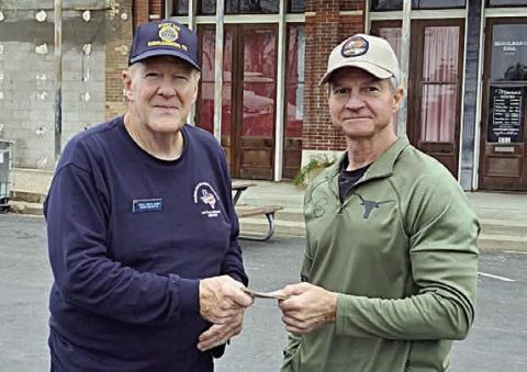 Legion holds drawing at Sausagefest