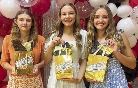 8th Grade – (from left) Valerie Sedlar, Layne Besetzny and Miranda Bonner.