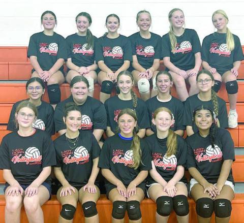 8TH-9TH GRADE PARTICIPANTS – Front, from left: Haylee Stary, Elly Wotipka, Ellie Hammack, Avery Hartensteiner, and Kambrie Lara. Middle, from left: Keenly Martinez, Ava Thibodeaux, Kimber Bartosch, Courtney Magliolo, and Ava Ring. Back, from left: Jessa Jarvis, Stella Van Zandt, Kerr McBride, Aubryn Janda, Saybra Pinney, and Brynn Bubela.