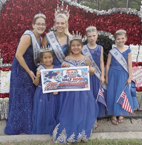 Float wins second at parade in Shiner