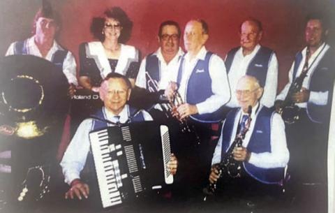 Leo Majek Orchestra (circa 2006)