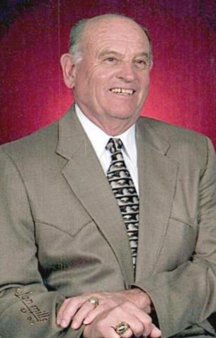 Title-winning coach passes away at 88