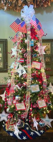 1st Place & People’s Choice – “Merry Christmas America” by Precinct 4 Justice of the Peace