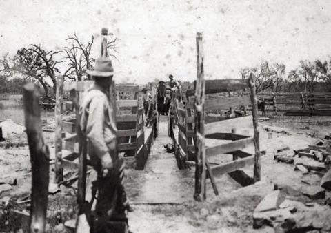 Dipping vat probably located in the Bluff area. Photo Courtesy of Fayette Heritage Museum &amp; Archives