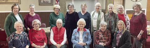 Columbus and La Grange Bees have get-together in Flatonia