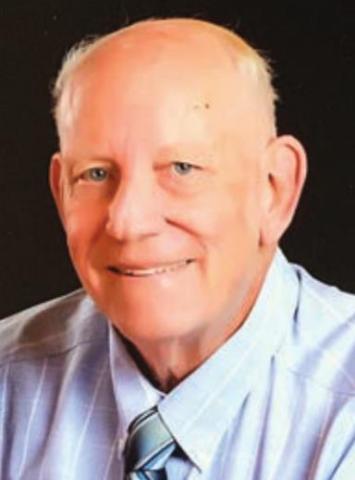 PAUL VICTOR LINDBLADE