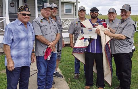 Carey receives Quilt of Valor