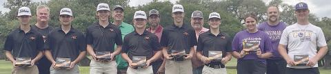 Weimar Golf Club donates to Schulenburg, Weimar athletic departments