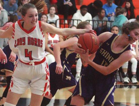 Lady Horns battle for bounce-back win
