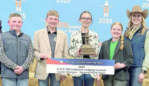 Reserve Champion Junior Team – (from left)Abraham McBride, Holden Holub, Tatum Fritsch, Kaisley Janecka and HLS&amp;R representative. Abraham McBride and Holden Holub are members of the Schulenburg 4-H.