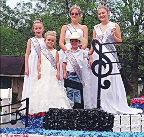 Float places third in Yoakum parade