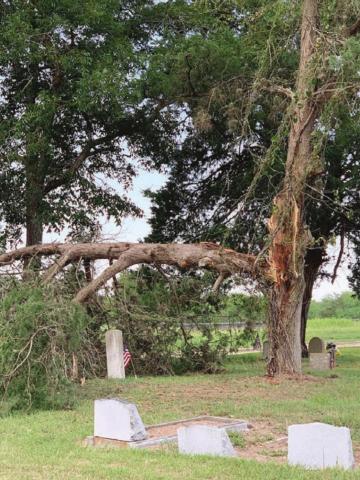 Severe weather causes power outages in area