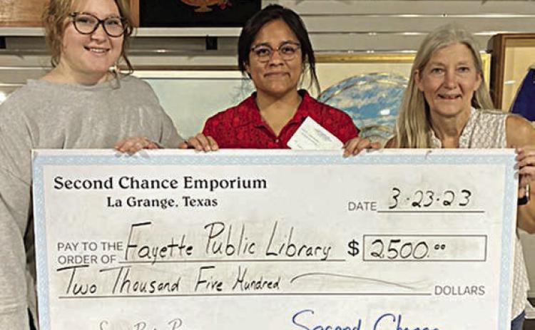 Fayette Public Library gets donation