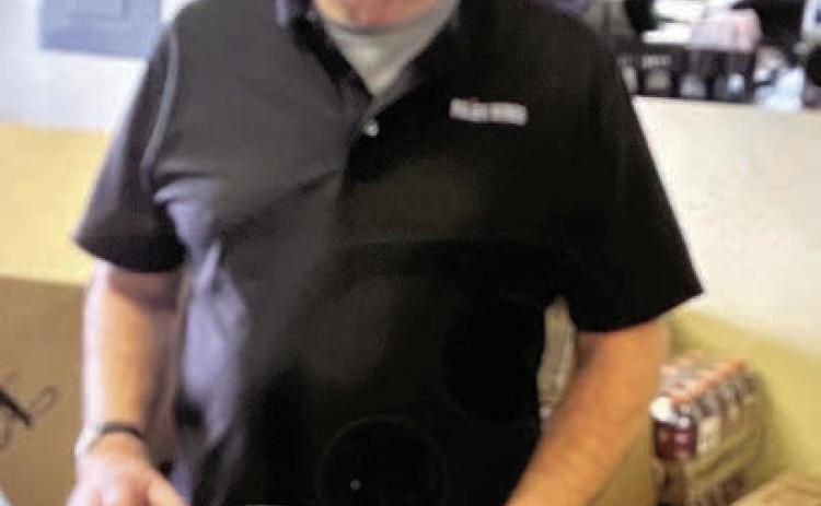 Majek Vineyard & Winery owner Randy Majek (pictured at left) recently delivered 187 pounds of nonperishable food from its food drive along with a monetary donation of $1,000 to the SchulenburgArea Food Pantry. Majek Vineyard &amp; Winery is located on FM 957 south of Schulenburg (https:// www.majekvineyard. com).