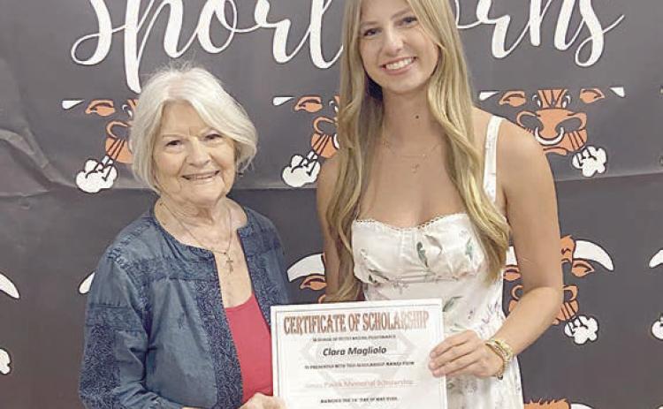 Czech Heritage Society gives scholarship