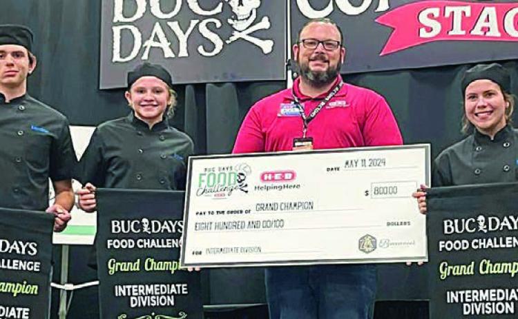 Champion Intermediate Team “Shaker Bakers” – (from left) Buc Days representative, Kandon Kaspar, Scotti Beseda, HEB representative, MacKayla Griffin and Hailey Janish.