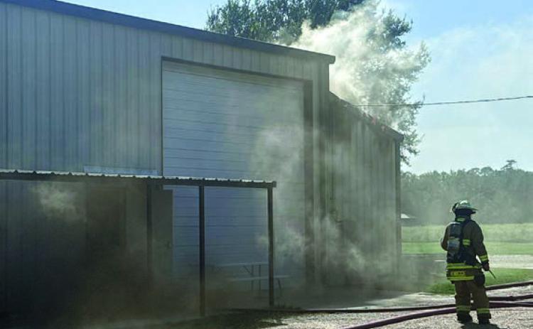 VFds respond to fire near la Grange