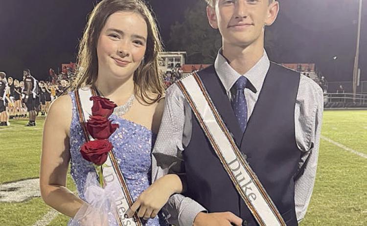 JUNIORS – (from left) Cheyenne Henneke, daughter of Dustin Henneke and granddaughter of Kathy Henneke, and Jamison Bennett, son of Stephen and Maura Bennett. Sticker Photo By Darrell Vyvjala