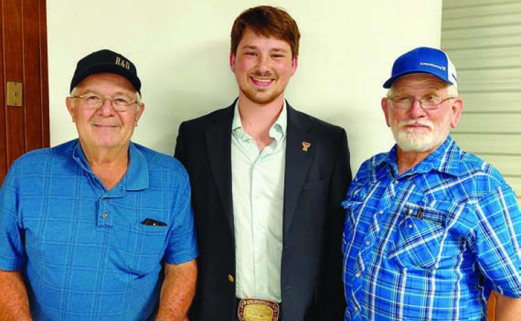 Mau gives program to Young Farmers