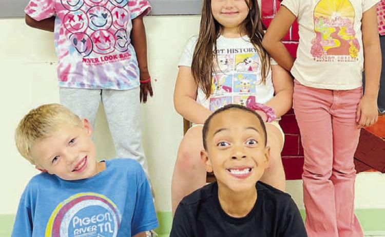 During last week’s arts and crafts program at the Schulenburg Unit of the Boys &amp; Girls Club, members enjoyed making and decorating their own cornucopias. Shown are (front row, from left) Braxton Spradley, Adonis Thomas, (back row) Brynlee Goode, Savannah Villanueva and Kennedi Steward.