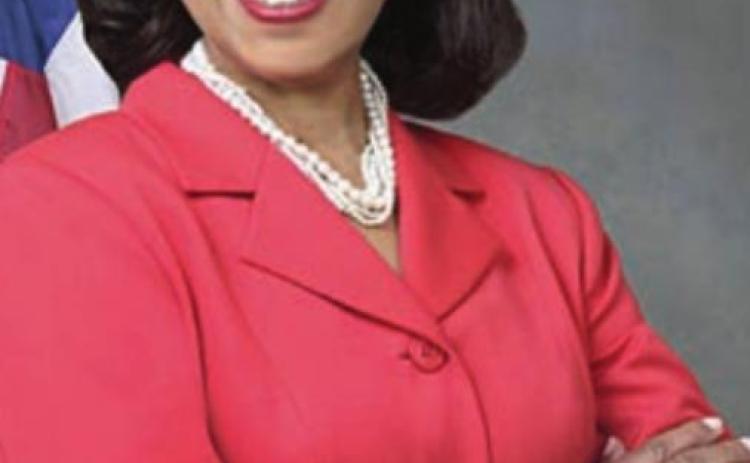 SHS grad, Kea, named UT distinguished alumna