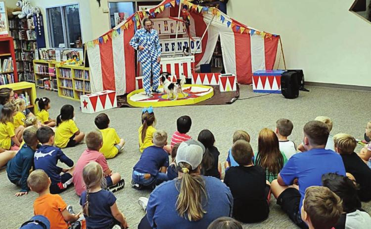 Circus Chickendog performs at library
