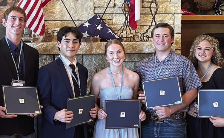 Smith-McMillan DAR recognizes Good Citizen Award recipients
