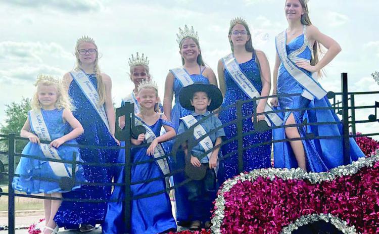Float takes part in Czhilispiel parade
