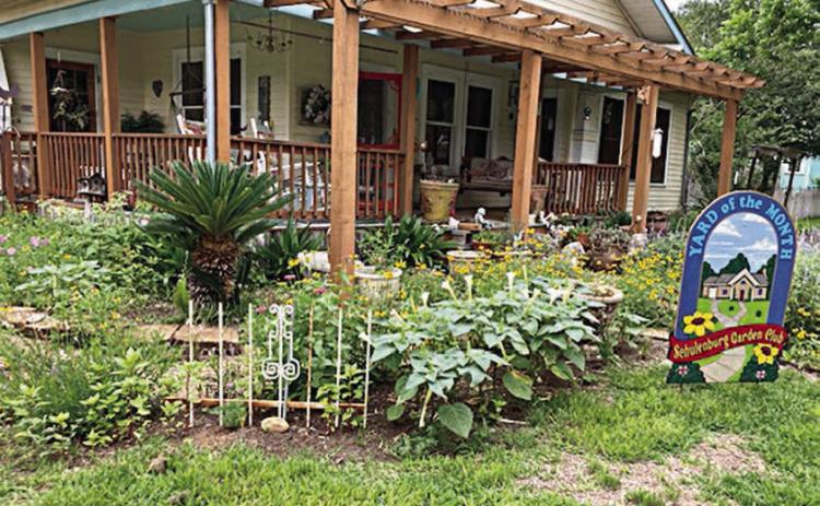 May yard of the month