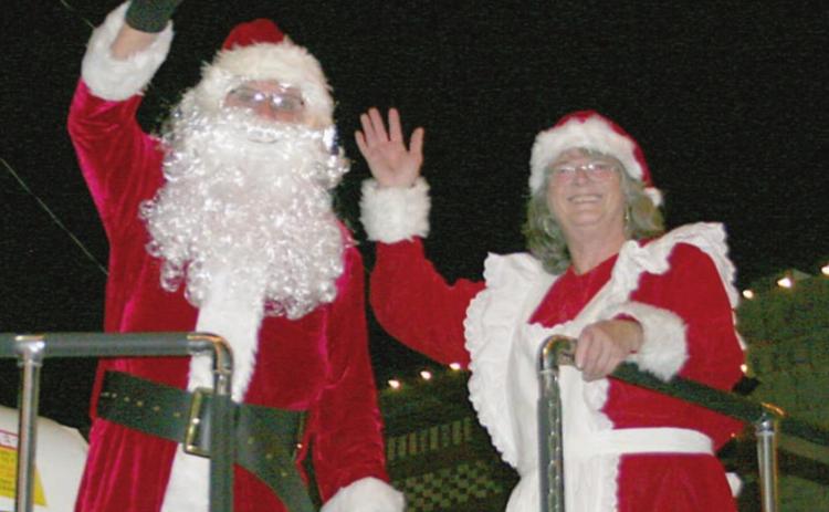 Santa & Mrs. Claus come to town for Chamber parade