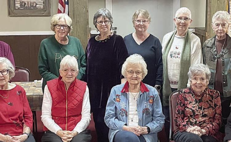Columbus and La Grange Bees have get-together in Flatonia