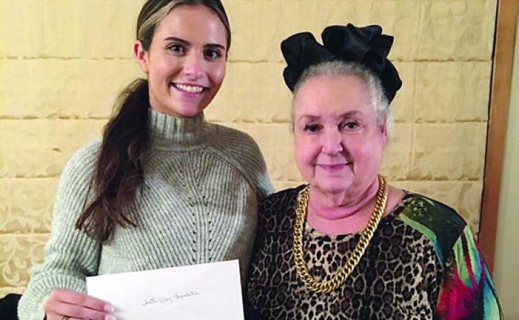 Xi Upsilon Psi donates to Turtle Wing