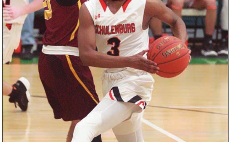 Horns slip by Thorndale