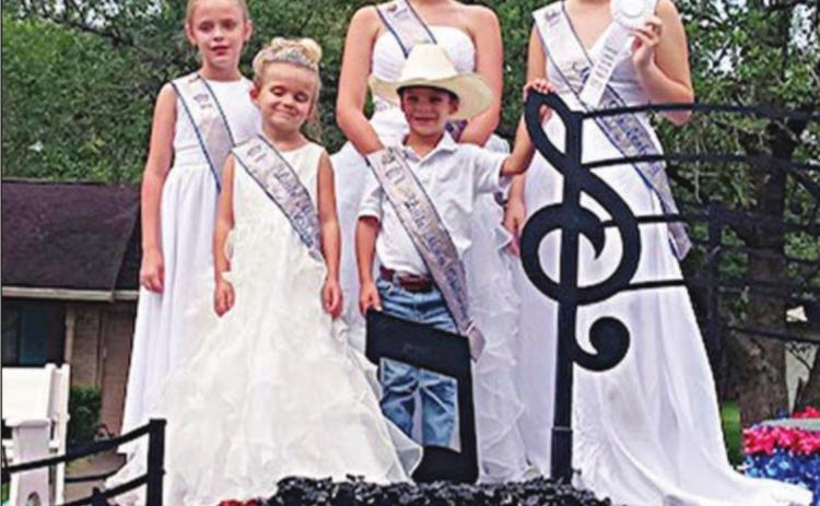 Float places third in Yoakum parade