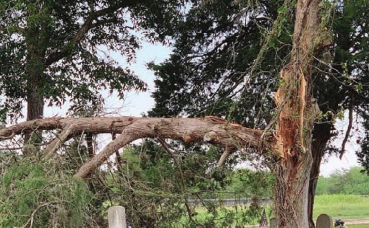 Severe weather causes power outages in area