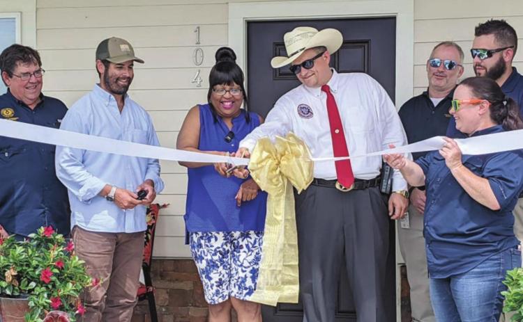 Ribbon cut at Marquis at Fayette